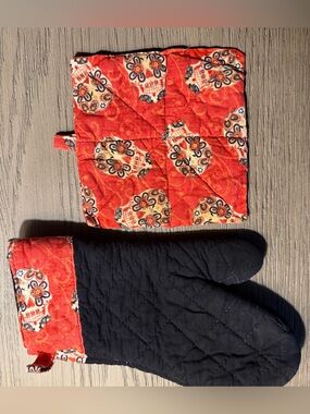 Sugar skull quilted Oven Mitt & Potholder Set